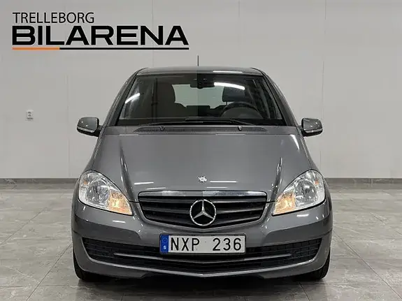 Mercedes-Benz A 160 2012 photo 3