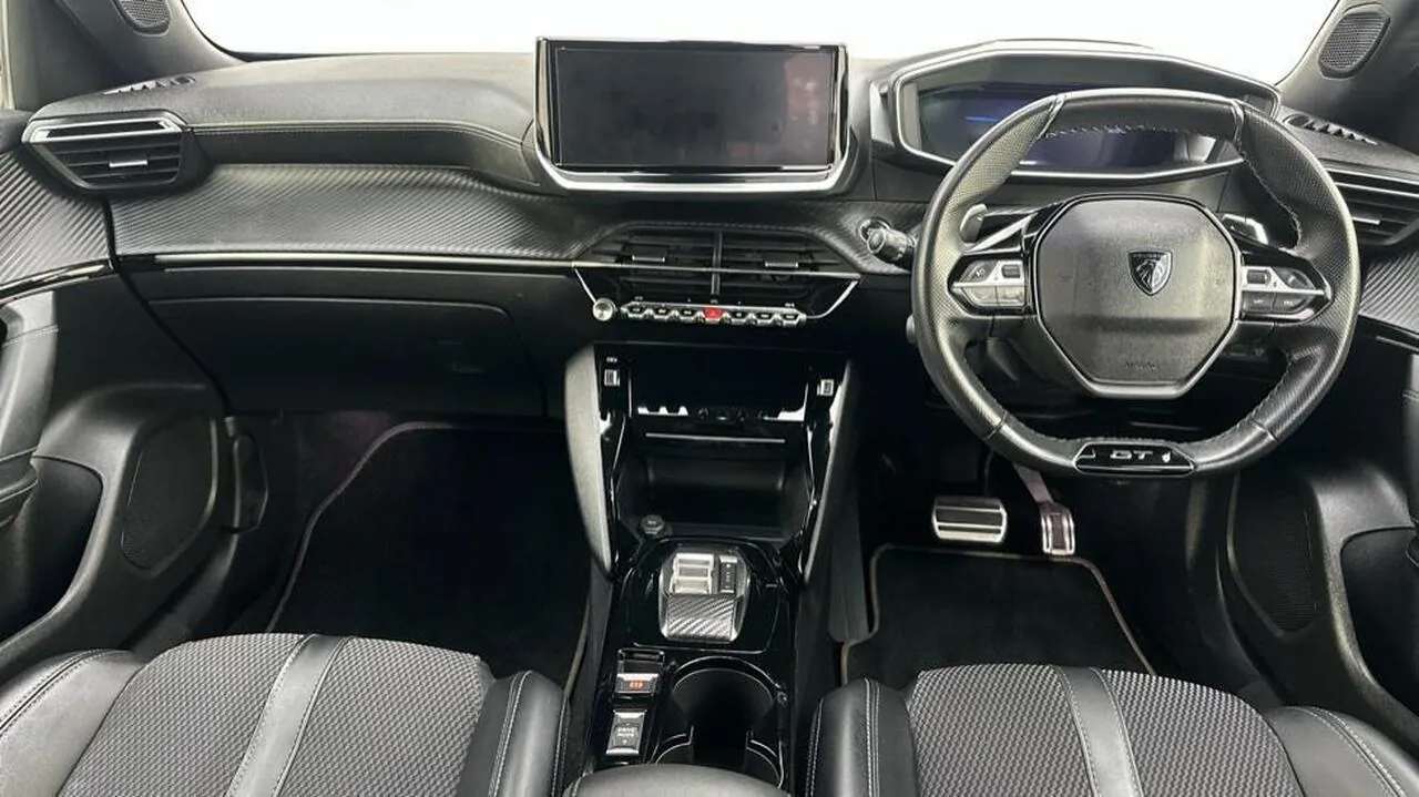 Peugeot 2008 2023 photo 4