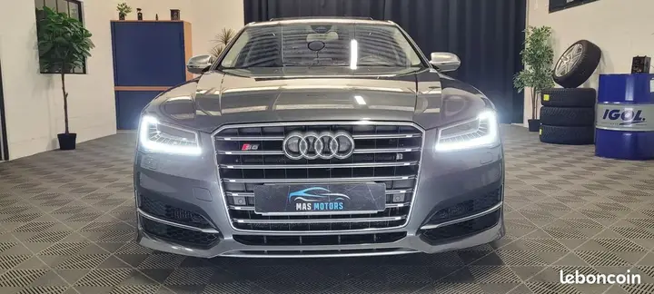 Audi S8 2014 photo 5