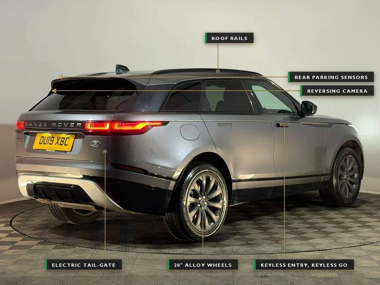 Land Rover Range Rover Velar 2019 photo 4