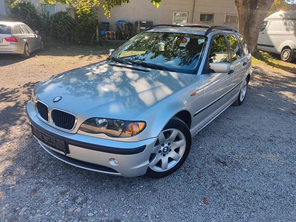 BMW 318I