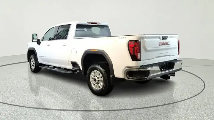 GMC Sierra 2500Hd 2026 photo 4