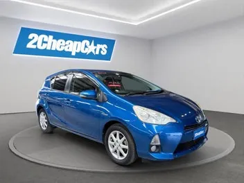 Toyota Aqua 2013 photo 4