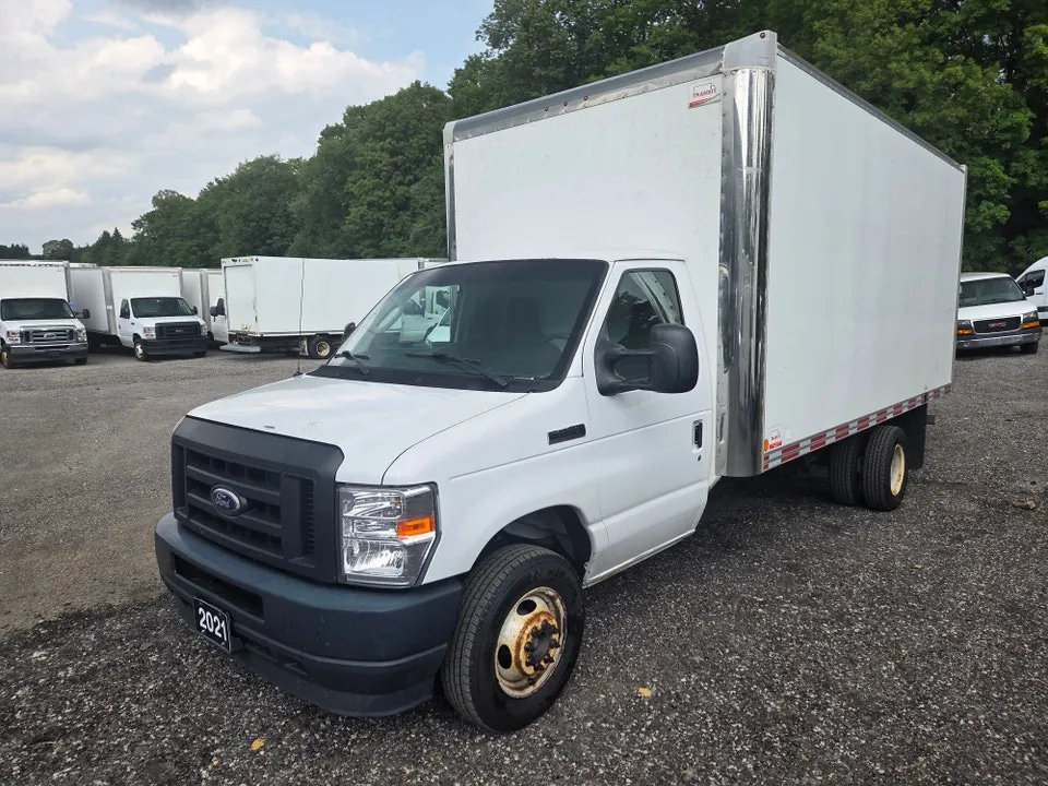 Ford E-450 2021 photo 5