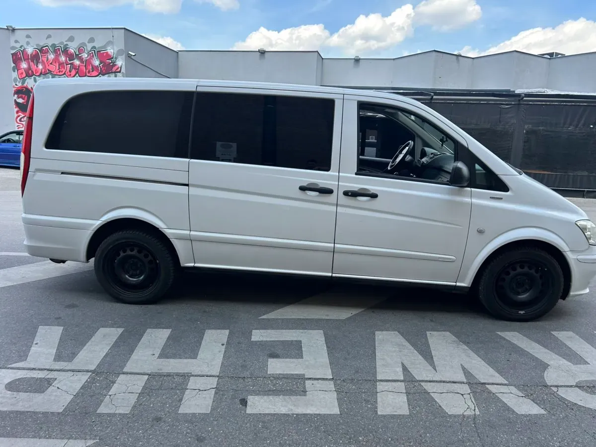 Mercedes-Benz Vito 2010 photo 2