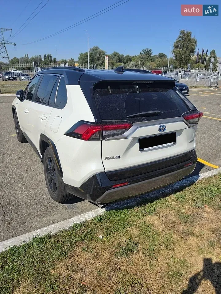 Toyota Rav4 2019 photo 2