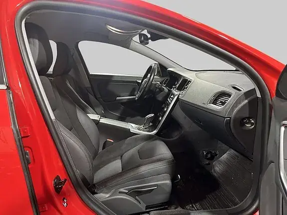 Volvo V60 2013 photo 4