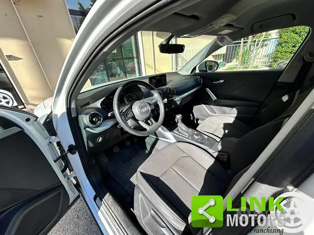 Audi Q2 2020 photo 2