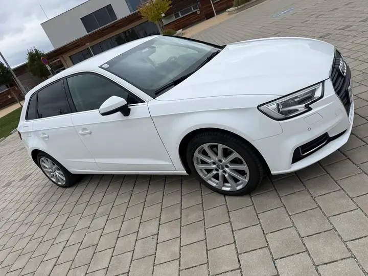 Audi A3 2019 photo 3