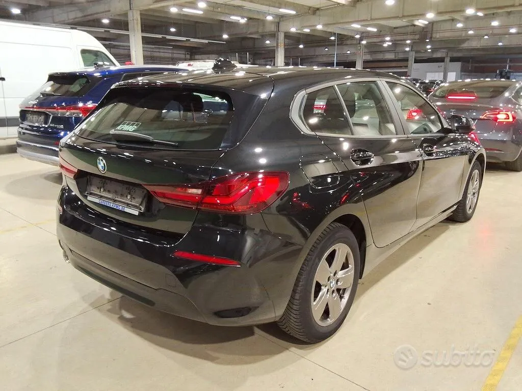 BMW 1 Series 2022 photo 5