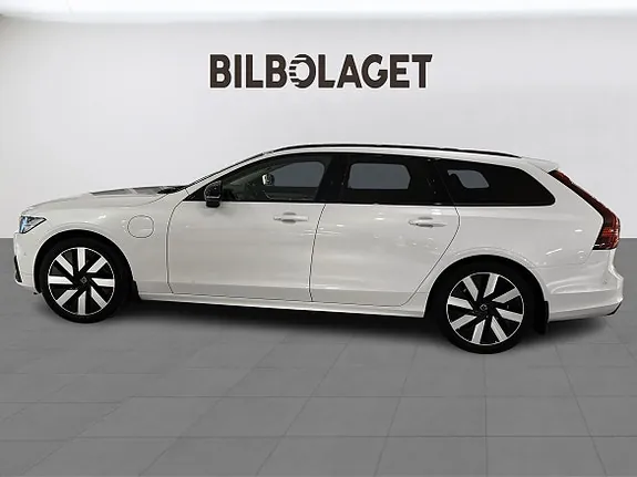 Volvo V90 2025 photo 2