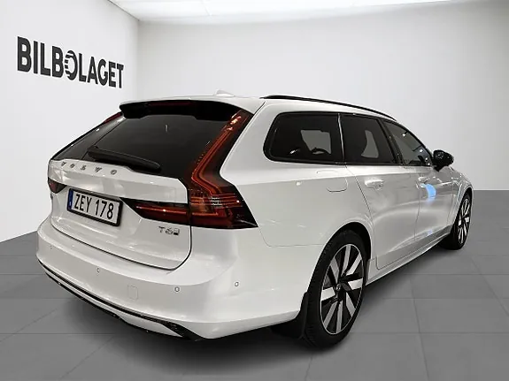 Volvo V90 2025 photo 4