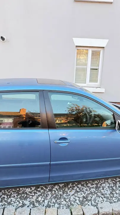 Volkswagen Polo 2006 photo 2