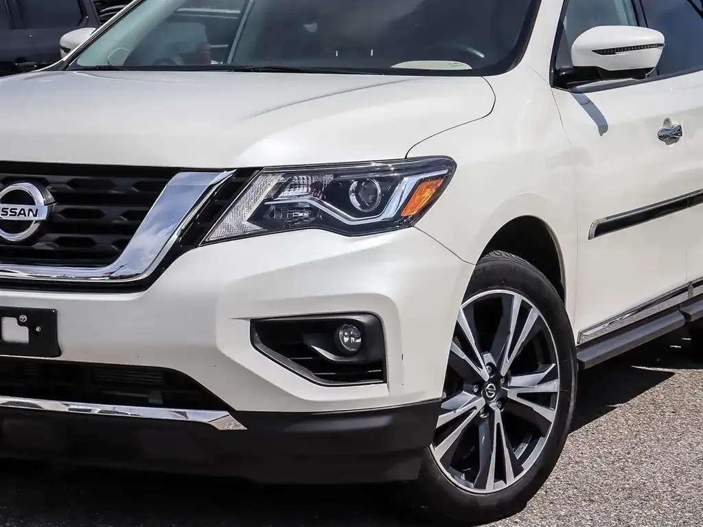 Nissan Pathfinder 2019 photo 2