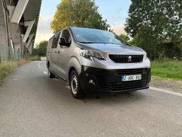 Peugeot Expert Combi 2021 photo 3