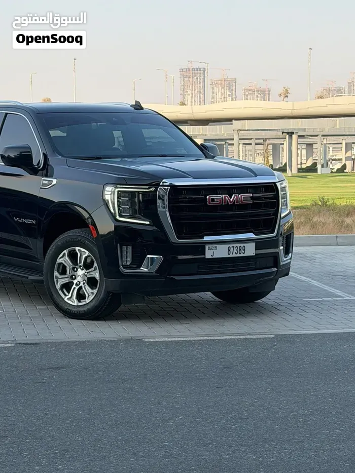 GMC Yukon 2023 photo 2
