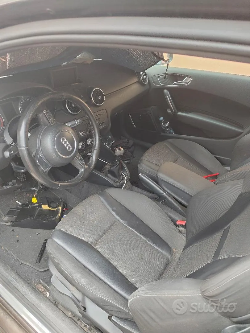 Audi A1 2011 photo 3