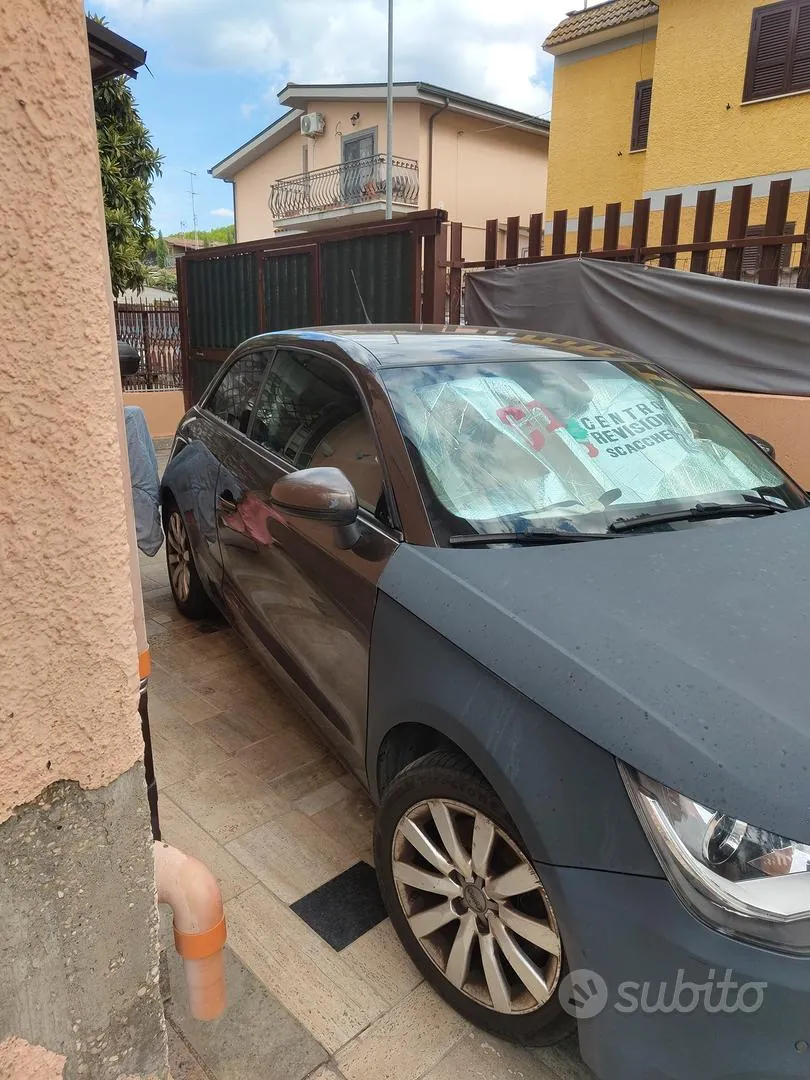 Audi A1 2011 photo 2