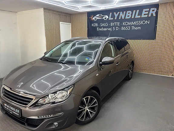 Peugeot 308 2016 photo 2