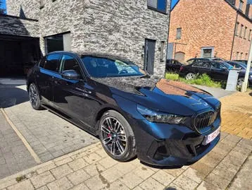 BMW 520I