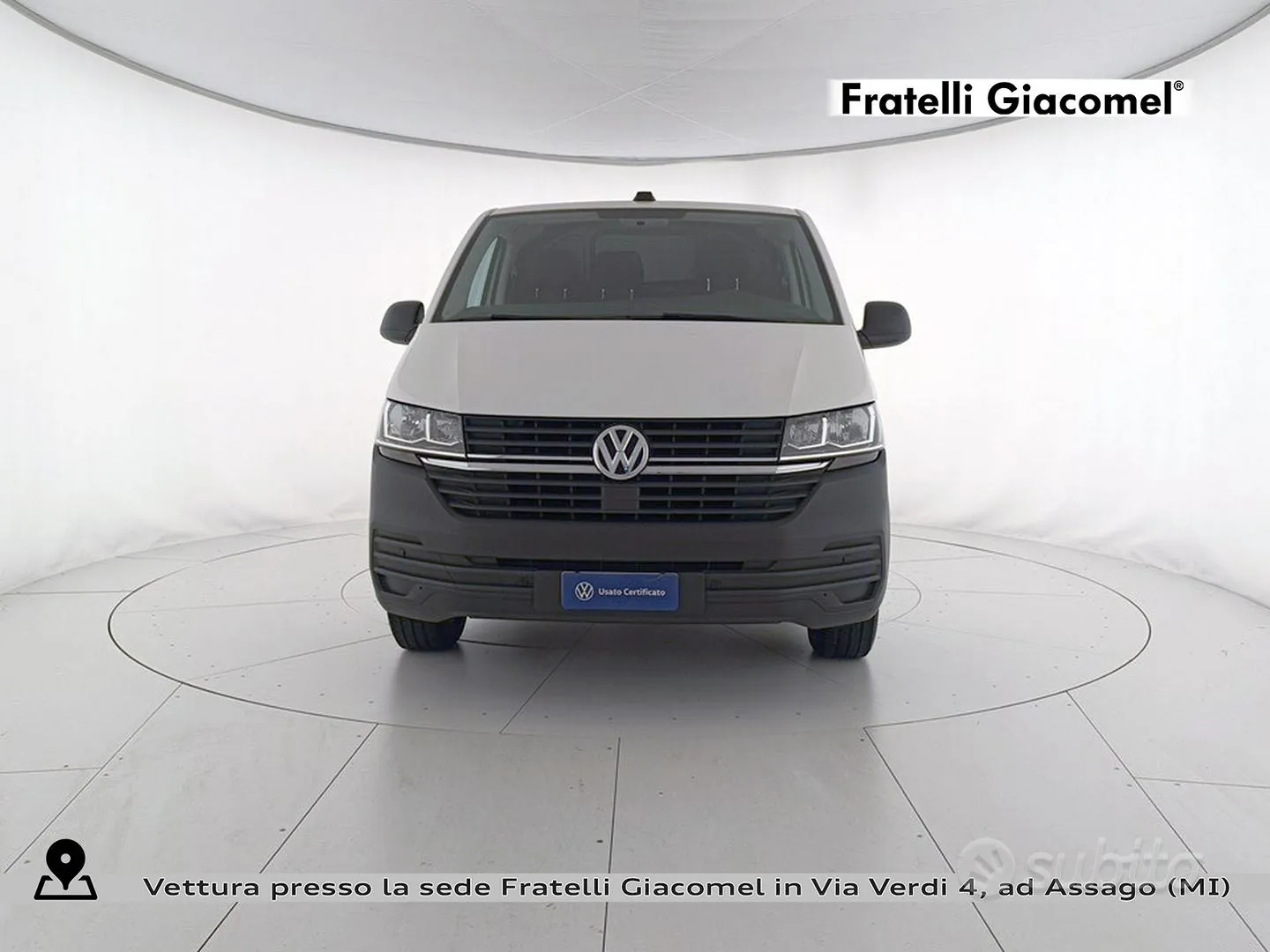 Volkswagen T6.1 Transporter photo 2