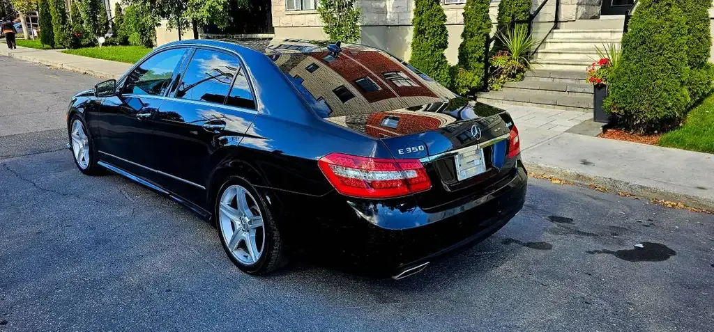 Mercedes-Benz E-Class 2011 photo 4