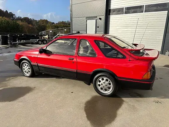 Ford Sierra 1985 photo 4