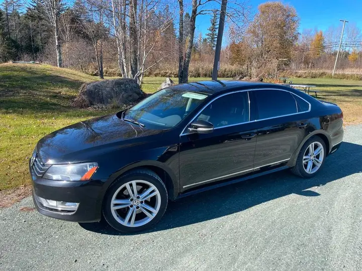 Volkswagen Passat 2015 photo 2