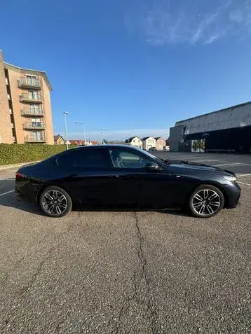 BMW 530E