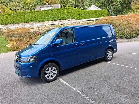 Volkswagen Transporter 2012 photo 2