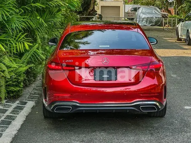 Mercedes-Benz C200 2023 photo 3