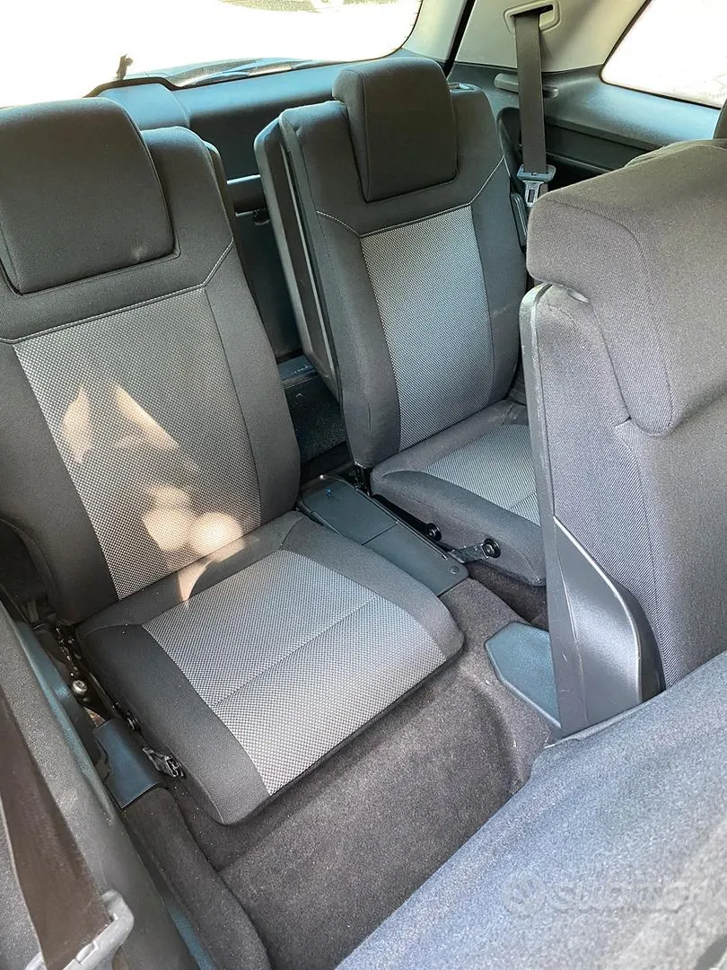 Opel Zafira 2011 photo 5