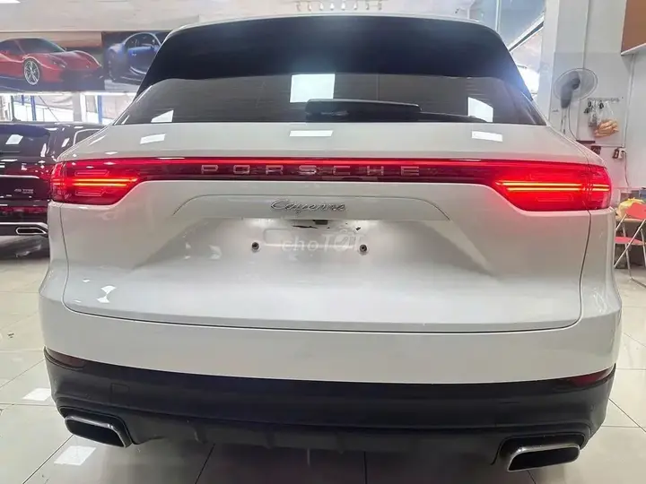 Porsche Cayenne 2019 photo 2