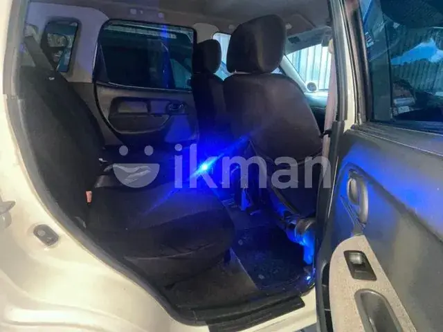 Suzuki Swift 2003 photo 5