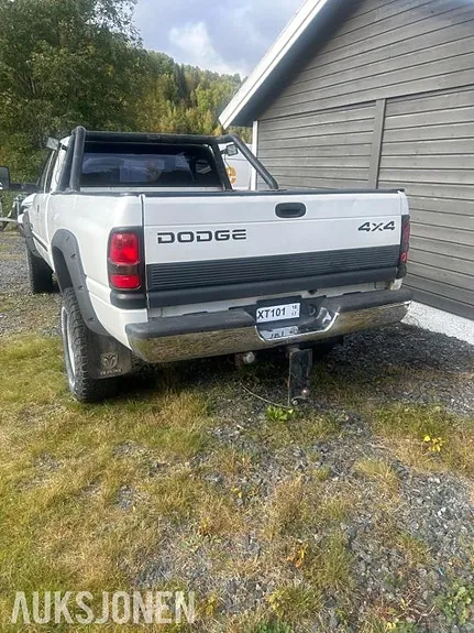 Dodge Ram 2001 photo 3