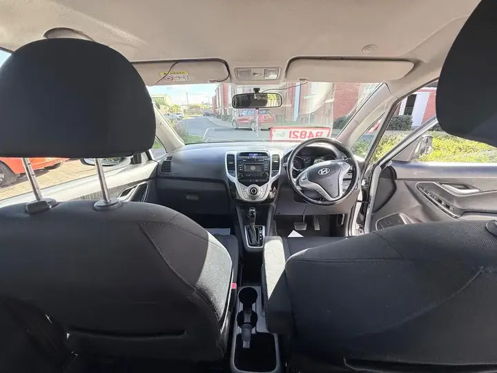 Hyundai Ix20 2015 photo 4