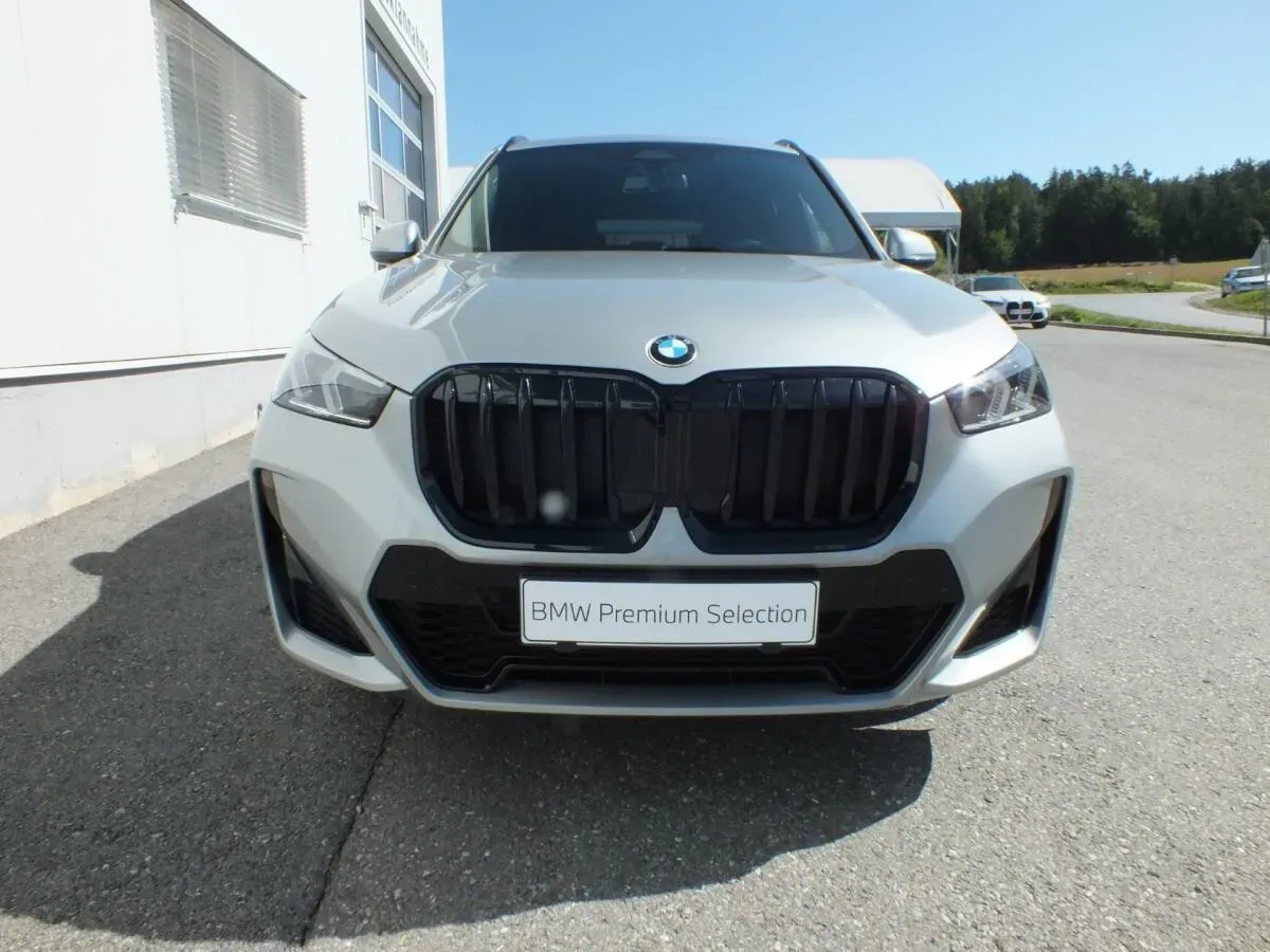 BMW X1 2024 photo 3