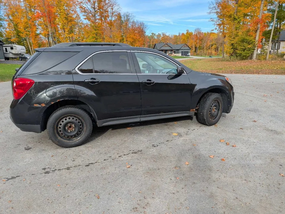 Chevrolet Equinox 2011 photo 3