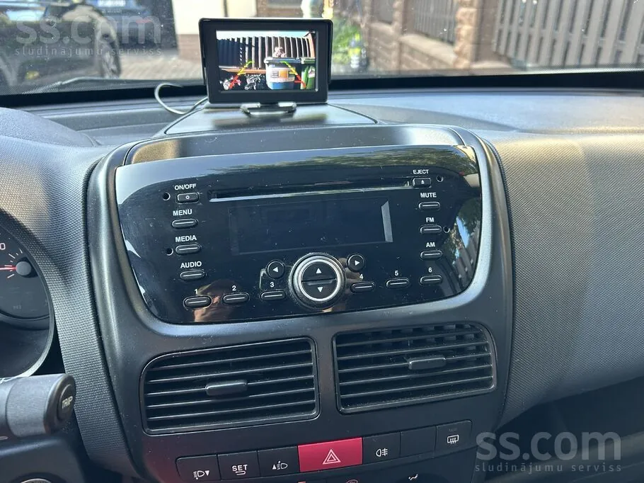 Fiat Doblo 2015 photo 4