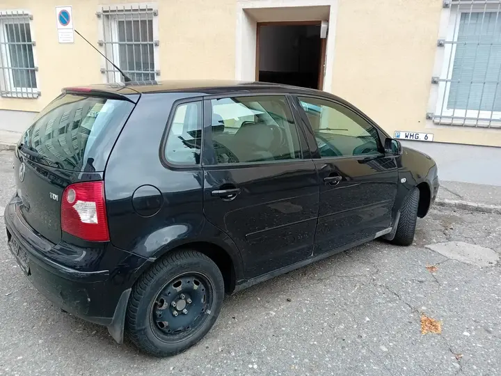Volkswagen Polo 2003 photo 3