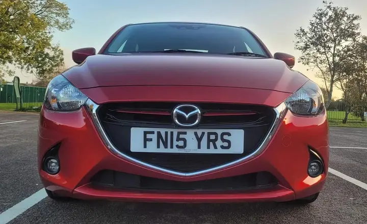 Mazda Mazda2 2015 photo 3
