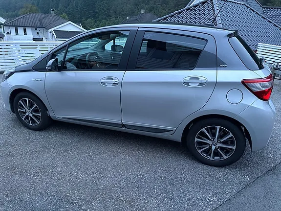 Toyota Yaris 2019 photo 4