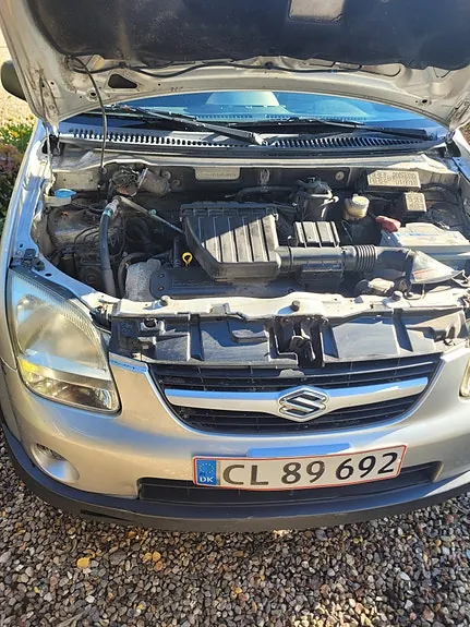 Suzuki Ignis 2006 photo 4