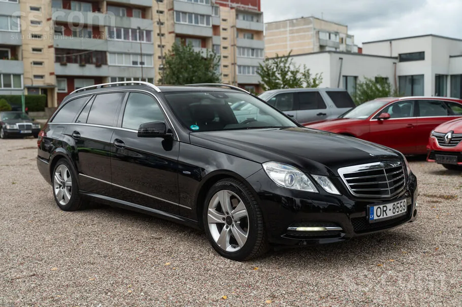 Mercedes-Benz E350 2010 photo 4