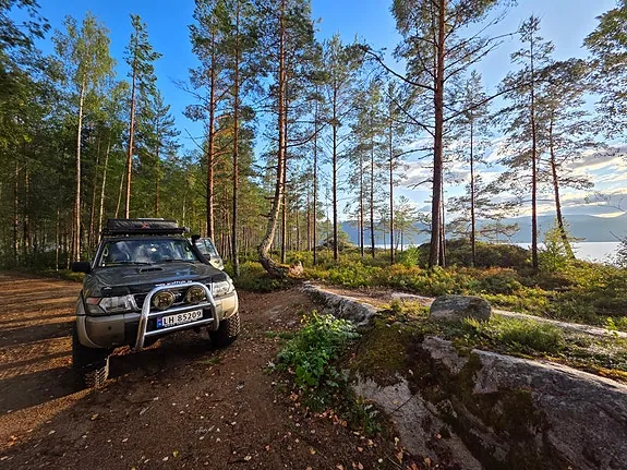 Nissan Patrol 1999 photo 2
