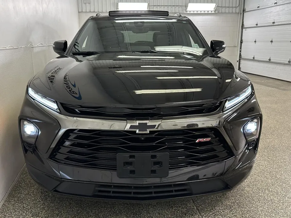 Chevrolet Blazer 2024 photo 2