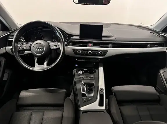 Audi A4 2016 photo 4