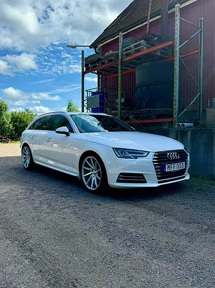 Audi A4 2016 photo 2