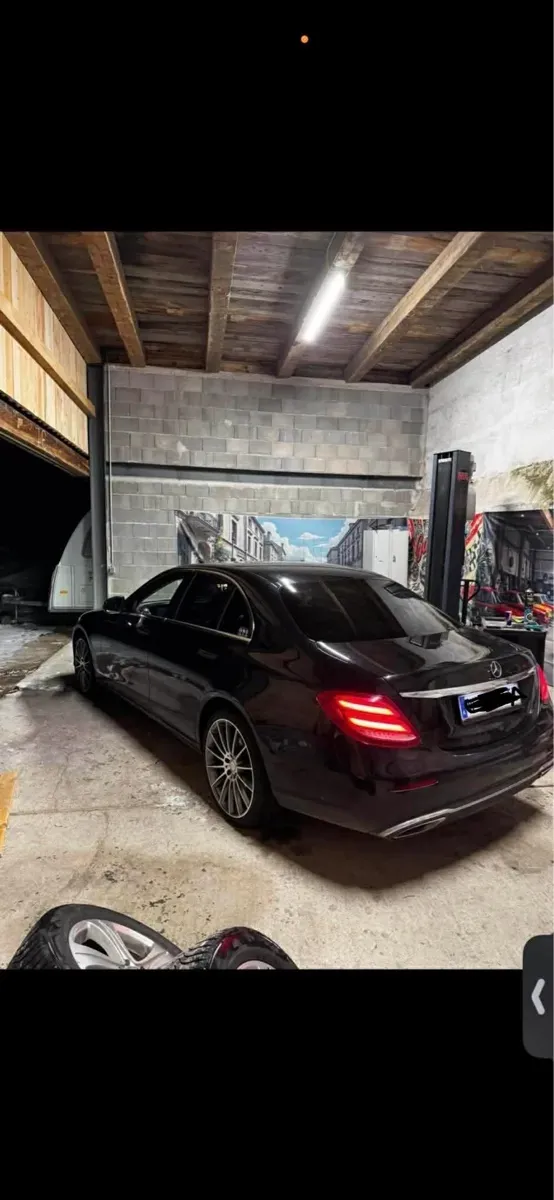 Mercedes-Benz E-Class 2016 photo 2