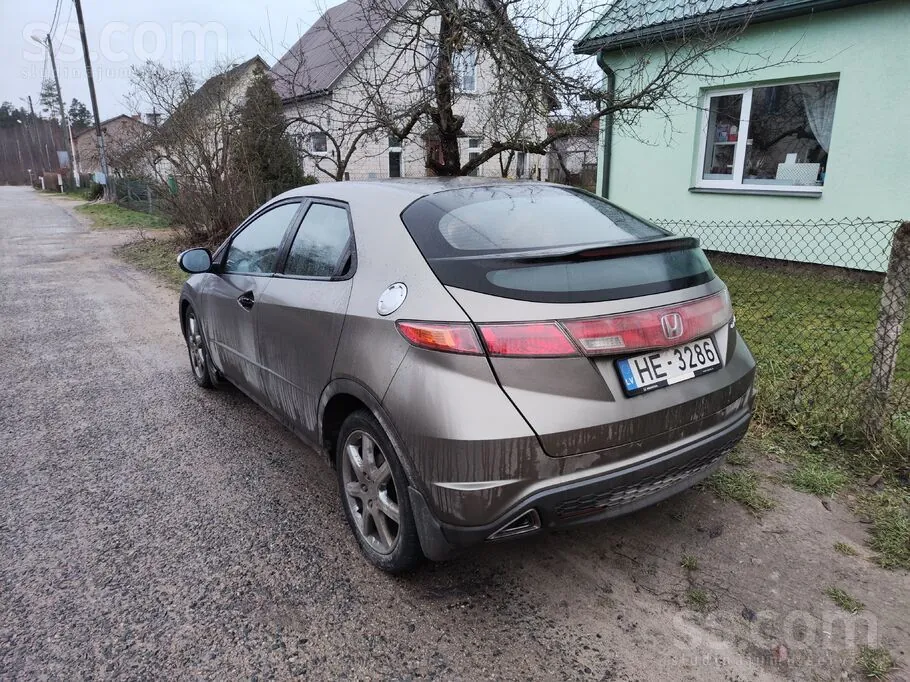 Honda Civic 2008 photo 2